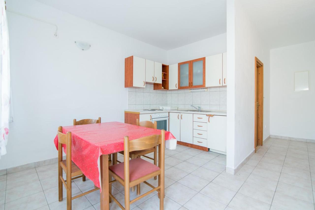 Apartments Neva Selca  Δωμάτιο φωτογραφία