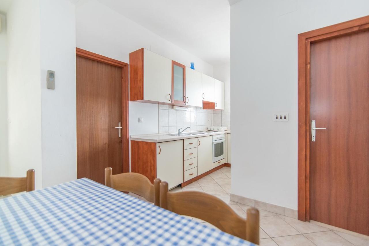 Apartments Neva Selca  Δωμάτιο φωτογραφία
